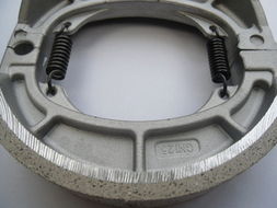 任縣雙鶴齊飛機車配件廠摩托車制動系統產品列表